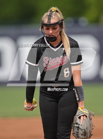 Thumbnail 1 in Bingham vs. Herriman (UHSAA 6A Final) photogallery.