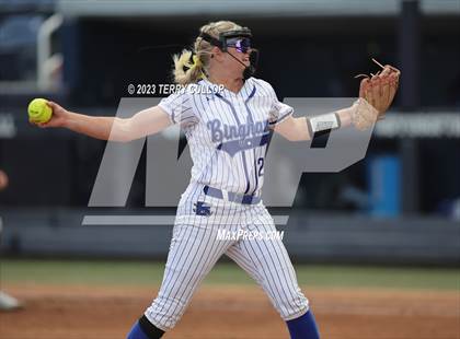 Thumbnail 1 in Bingham vs. Herriman (UHSAA 6A Final) photogallery.