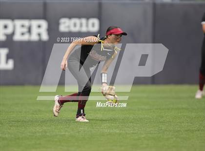 Thumbnail 1 in Bingham vs. Herriman (UHSAA 6A Final) photogallery.
