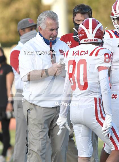 Thumbnail 2 in Mater Dei @ JSerra Catholic photogallery.