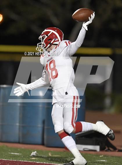 Thumbnail 3 in Mater Dei @ JSerra Catholic photogallery.