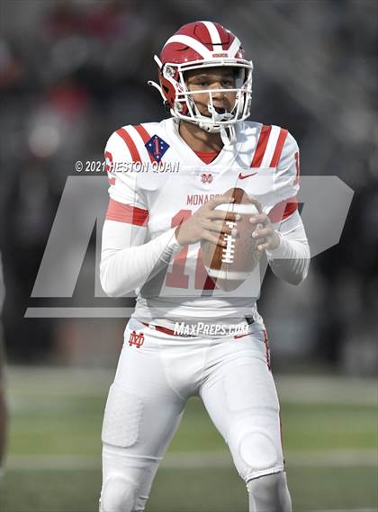 Thumbnail 2 in Mater Dei @ JSerra Catholic photogallery.