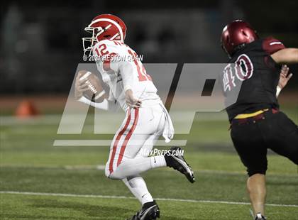 Thumbnail 2 in Mater Dei @ JSerra Catholic photogallery.