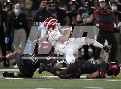Thumbnail 2 in Mater Dei @ JSerra Catholic photogallery.