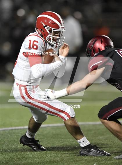 Thumbnail 1 in Mater Dei @ JSerra Catholic photogallery.