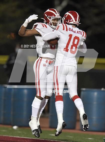 Thumbnail 1 in Mater Dei @ JSerra Catholic photogallery.