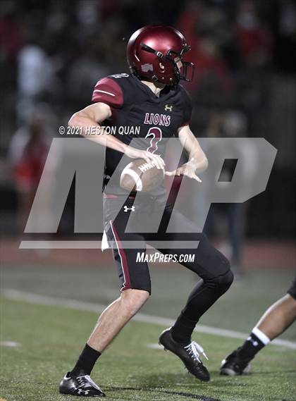 Thumbnail 3 in Mater Dei @ JSerra Catholic photogallery.