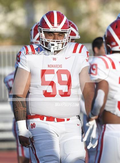 Thumbnail 2 in Mater Dei @ JSerra Catholic photogallery.
