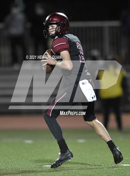 Thumbnail 1 in Mater Dei @ JSerra Catholic photogallery.