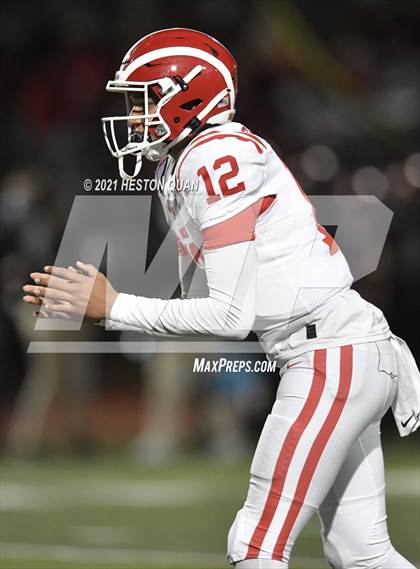 Thumbnail 1 in Mater Dei @ JSerra Catholic photogallery.