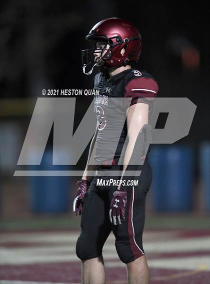 Thumbnail 2 in Mater Dei @ JSerra Catholic photogallery.