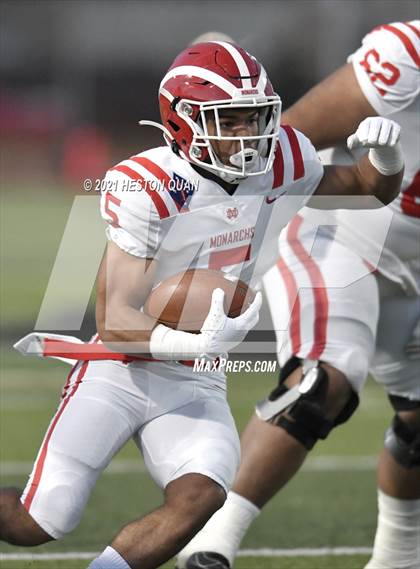 Thumbnail 1 in Mater Dei @ JSerra Catholic photogallery.