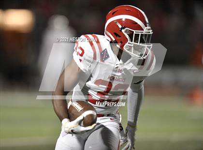 Thumbnail 1 in Mater Dei @ JSerra Catholic photogallery.