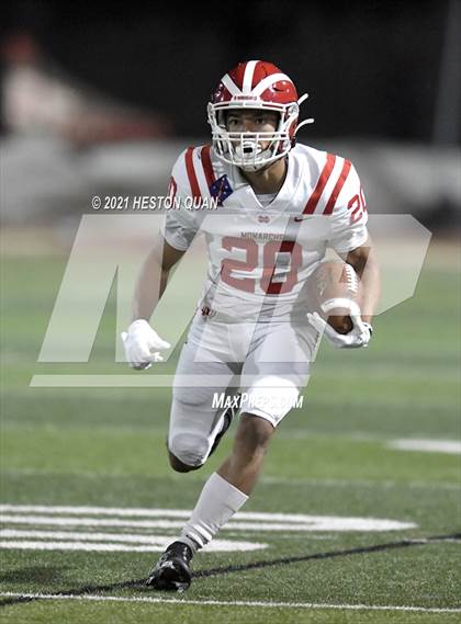 Thumbnail 2 in Mater Dei @ JSerra Catholic photogallery.