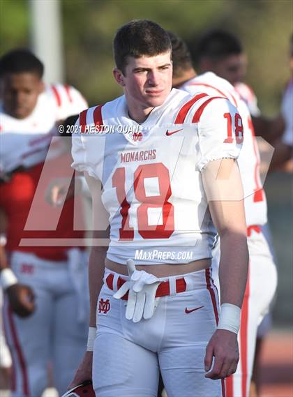 Thumbnail 2 in Mater Dei @ JSerra Catholic photogallery.