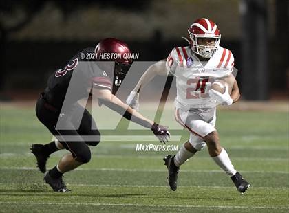 Thumbnail 3 in Mater Dei @ JSerra Catholic photogallery.