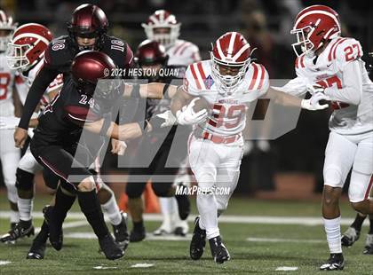 Thumbnail 2 in Mater Dei @ JSerra Catholic photogallery.