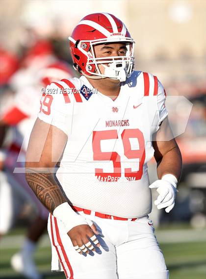 Thumbnail 2 in Mater Dei @ JSerra Catholic photogallery.