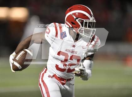 Thumbnail 2 in Mater Dei @ JSerra Catholic photogallery.