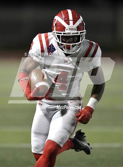 Thumbnail 1 in Mater Dei @ JSerra Catholic photogallery.
