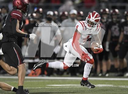 Thumbnail 3 in Mater Dei @ JSerra Catholic photogallery.