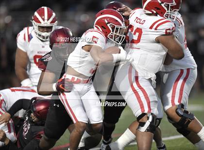 Thumbnail 2 in Mater Dei @ JSerra Catholic photogallery.