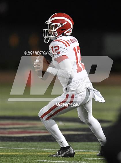 Thumbnail 1 in Mater Dei @ JSerra Catholic photogallery.