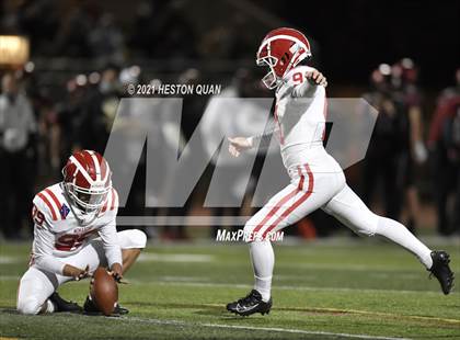 Thumbnail 2 in Mater Dei @ JSerra Catholic photogallery.