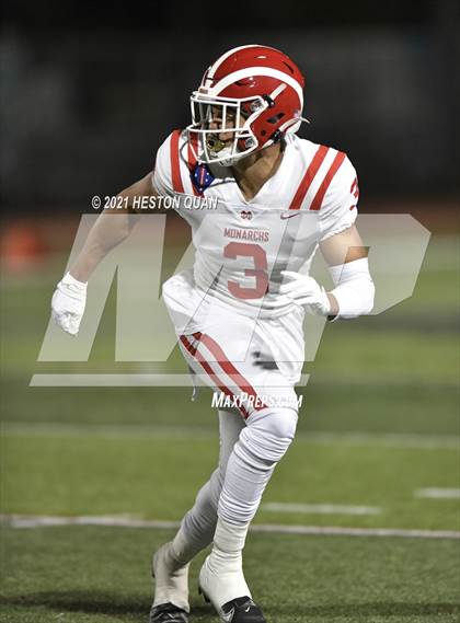 Thumbnail 2 in Mater Dei @ JSerra Catholic photogallery.