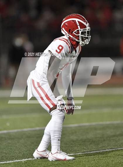 Thumbnail 3 in Mater Dei @ JSerra Catholic photogallery.