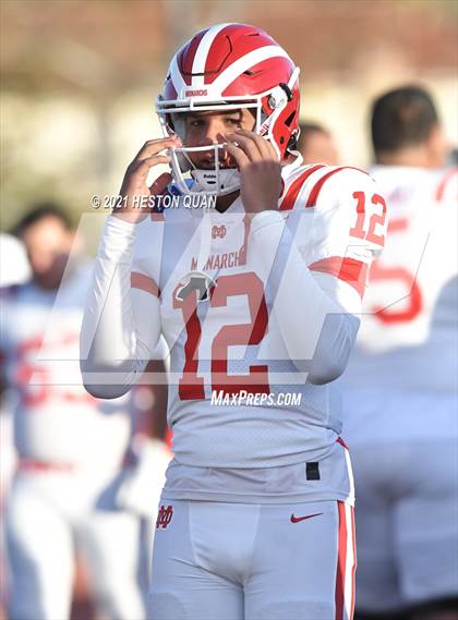 Thumbnail 2 in Mater Dei @ JSerra Catholic photogallery.