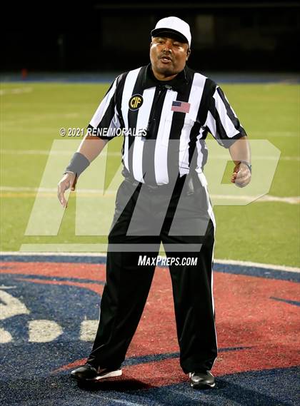 Thumbnail 1 in Salesian vs La Salle photogallery.