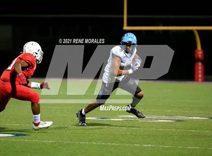 Thumbnail 3 in Salesian vs La Salle photogallery.