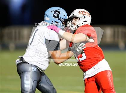 Thumbnail 2 in Salesian vs La Salle photogallery.