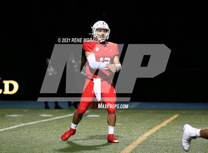 Thumbnail 3 in Salesian vs La Salle photogallery.