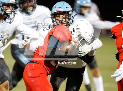 Thumbnail 2 in Salesian vs La Salle photogallery.