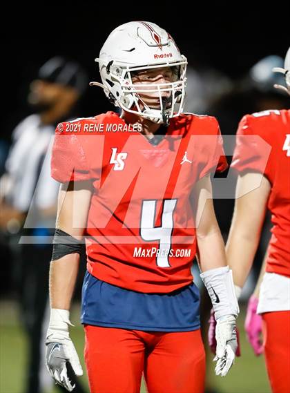 Thumbnail 2 in Salesian vs La Salle photogallery.