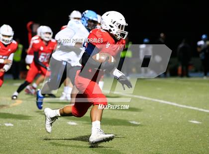 Thumbnail 1 in Salesian vs La Salle photogallery.