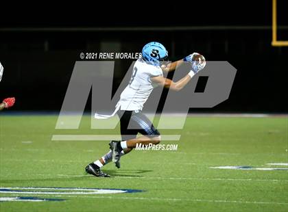 Thumbnail 1 in Salesian vs La Salle photogallery.