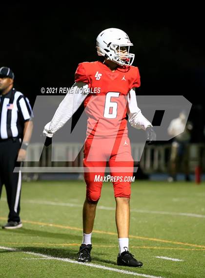 Thumbnail 2 in Salesian vs La Salle photogallery.