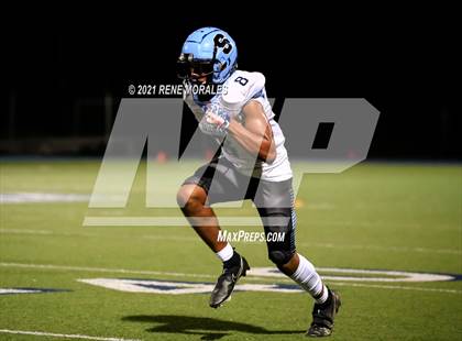 Thumbnail 2 in Salesian vs La Salle photogallery.