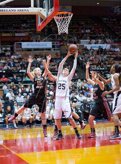 Thumbnail 2 in Clovis West vs Stockdale (CIF CS D1 Final) photogallery.