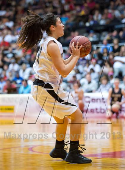 Thumbnail 1 in Clovis West vs Stockdale (CIF CS D1 Final) photogallery.