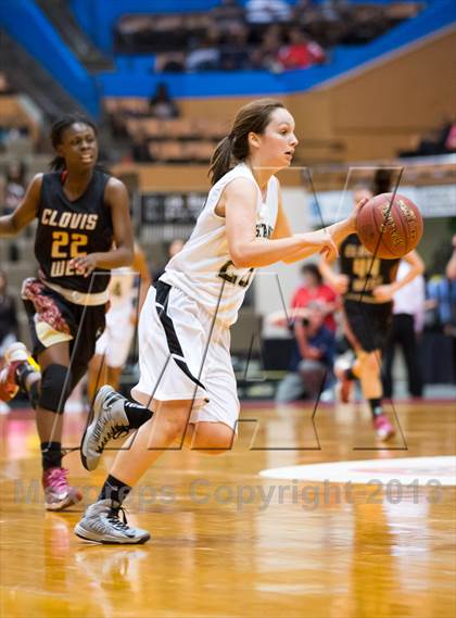 Thumbnail 2 in Clovis West vs Stockdale (CIF CS D1 Final) photogallery.