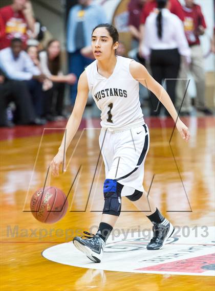 Thumbnail 2 in Clovis West vs Stockdale (CIF CS D1 Final) photogallery.