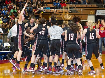 Thumbnail 1 in Clovis West vs Stockdale (CIF CS D1 Final) photogallery.