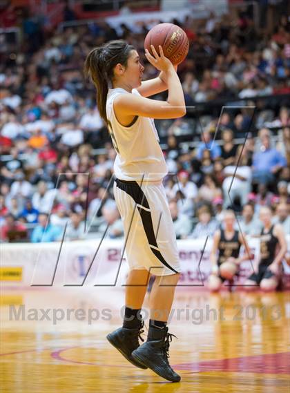 Thumbnail 2 in Clovis West vs Stockdale (CIF CS D1 Final) photogallery.