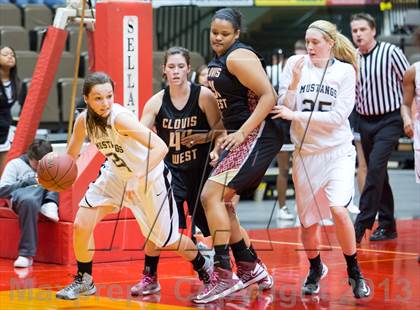 Thumbnail 2 in Clovis West vs Stockdale (CIF CS D1 Final) photogallery.