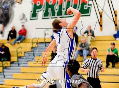 Thumbnail 1 in Legend @ Smoky Hill photogallery.