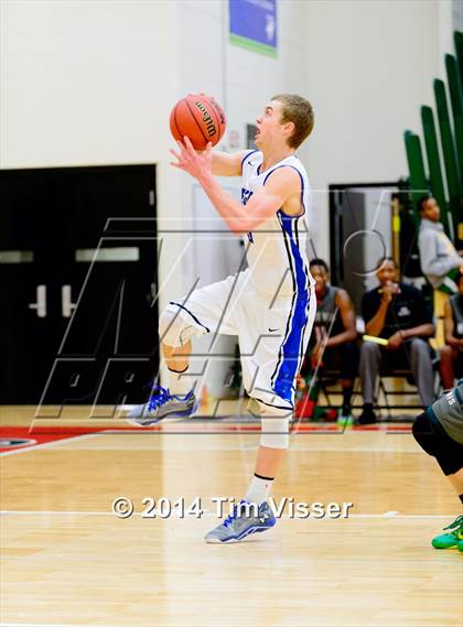 Thumbnail 1 in Legend @ Smoky Hill photogallery.